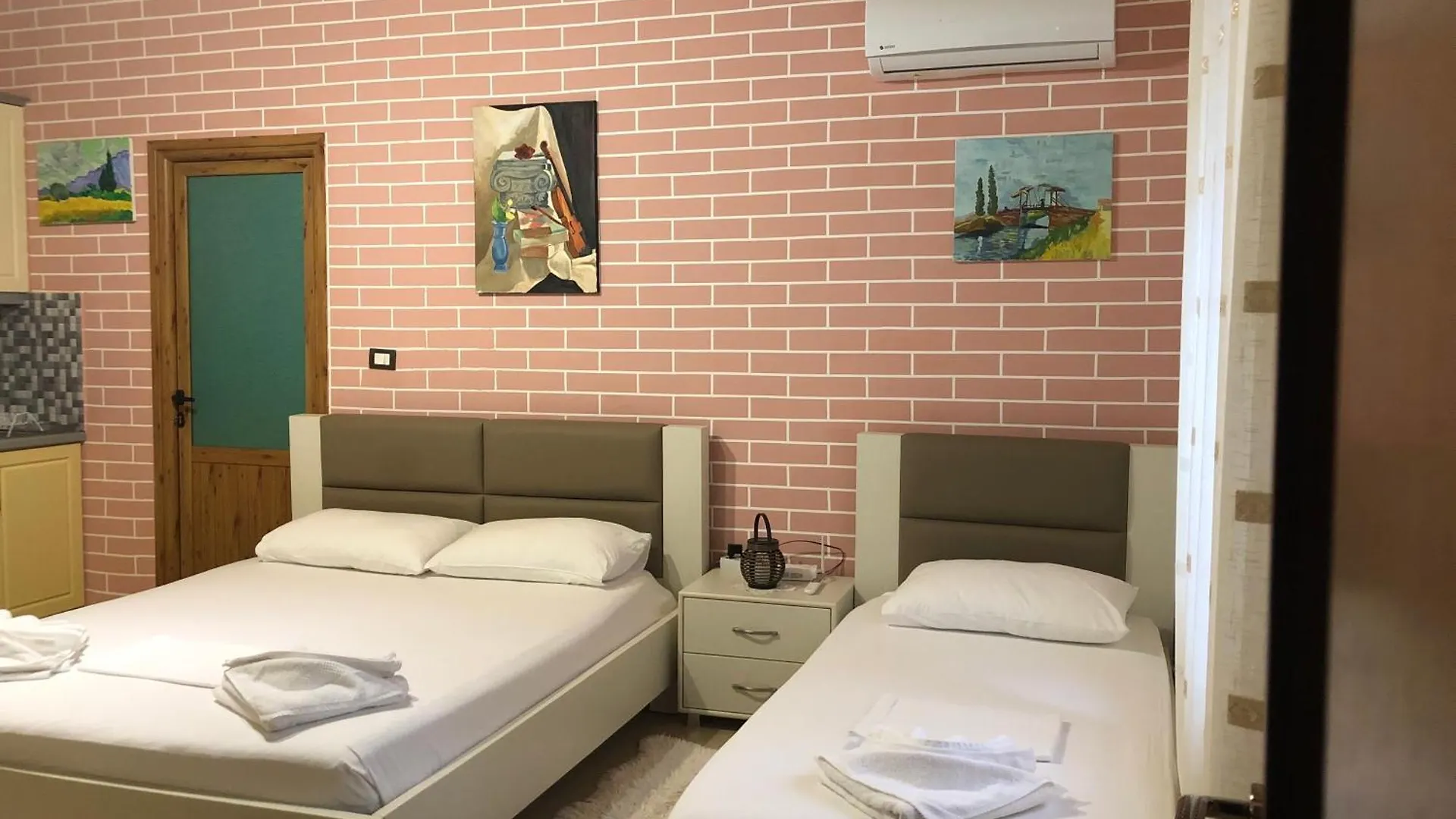 Dhimitri'S Guest House Berat 0*,  Albanien