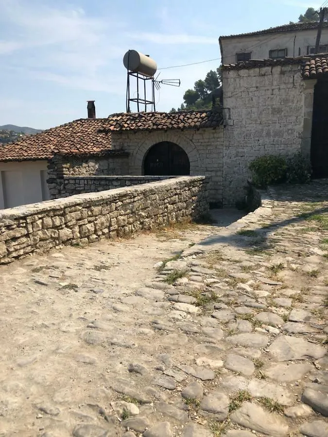 Dhimitri'S Guest House Berat 0*,  Albanië